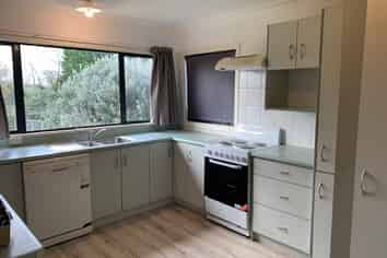 132 Gordonton Road, Huntington