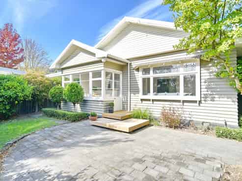 50 Centaurus Road, Cashmere