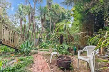 112 Candia Road, Henderson Valley