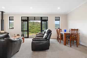 37 Waikaretu Wairamarama Road, Glen Murray