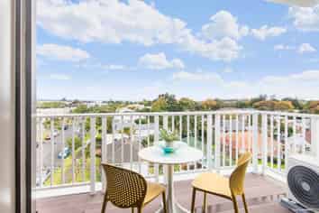 102/2A Truro Road, Sandringham