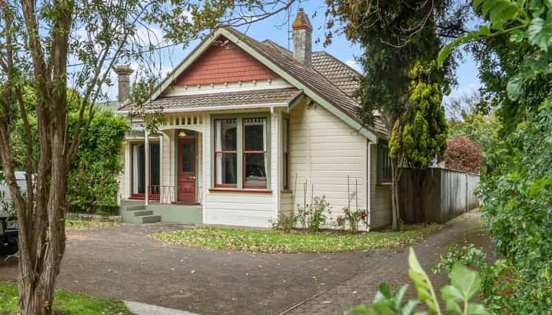 237 South Road, Hawera