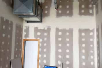 A premium opportunity in the busy Albany commerce