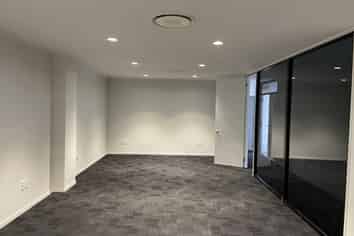 CORNER SITE WITH FANTASTIC PROFILE