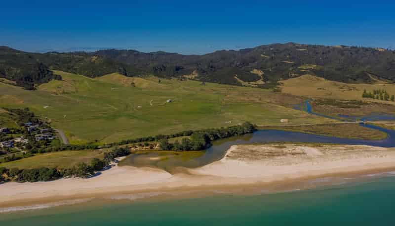 510 & 550 Black Jack Road, Opito Bay