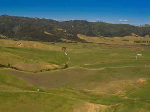 510 & 550 Black Jack Road, Opito Bay