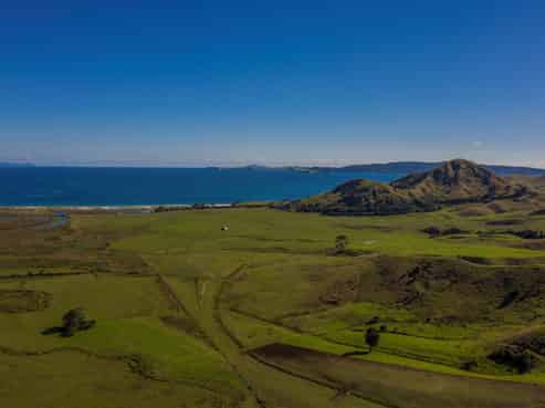 510 & 550 Black Jack Road, Opito Bay