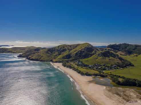 510 & 550 Black Jack Road, Opito Bay