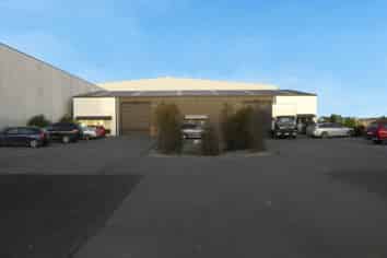 Modern & Conventional Warehouse Available Now