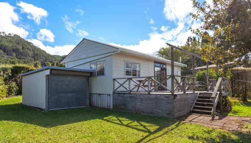 47 Hahei Beach Road, Hahei