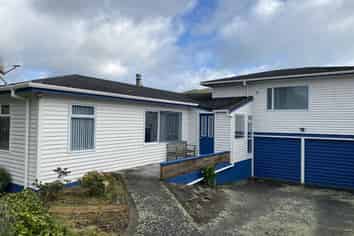 8 Elizabeth Street, Pukerua Bay