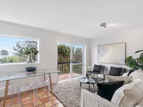 1B Caroline Street, Saint Marys Bay