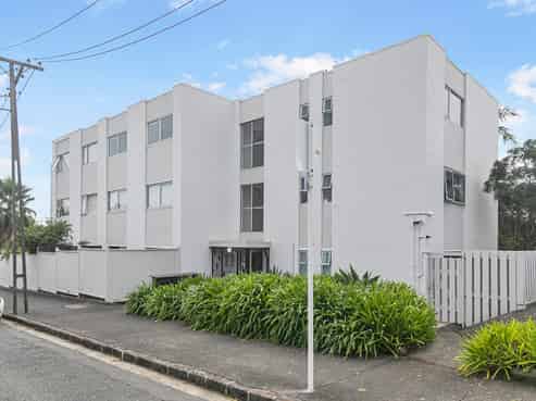 1B Caroline Street, Saint Marys Bay