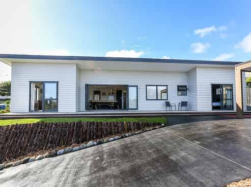 86 Dorset Avenue, Lynmouth