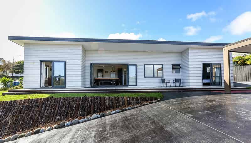 86 Dorset Avenue, Lynmouth