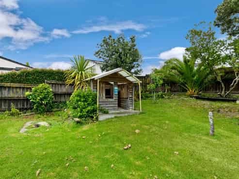 5 Cron Avenue, Te Atatu South