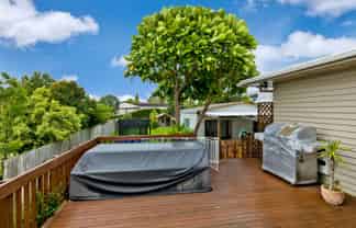 5 Cron Avenue, Te Atatu South