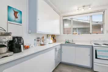 2/138 Macandrew Road, South Dunedin