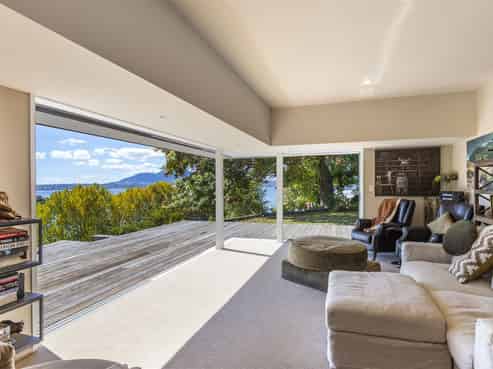 882 Acacia Bay Road, Acacia Bay