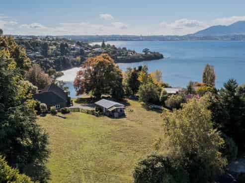 882 Acacia Bay Road, Acacia Bay