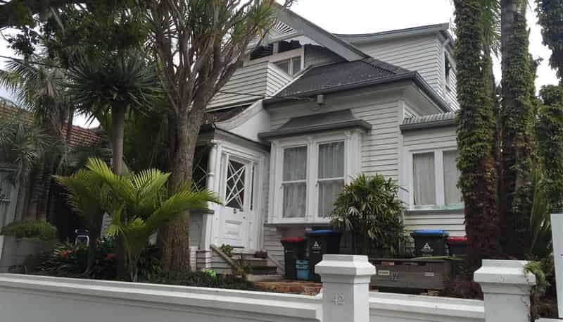 2/42 Carlton Gore Road, Grafton