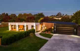 18 Roger Renall Avenue, 