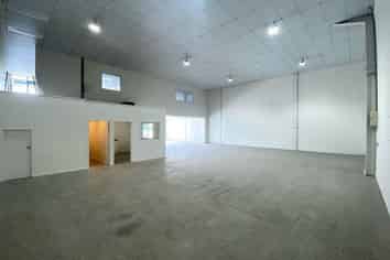 High Profile Showroom on Sylvia park Road