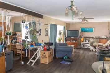 6 Fraser Collins Crescent, Dannevirke