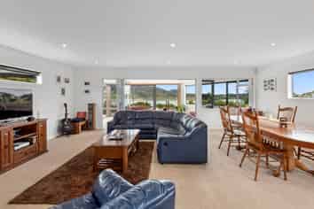 49 Ritchie Road, Parua Bay