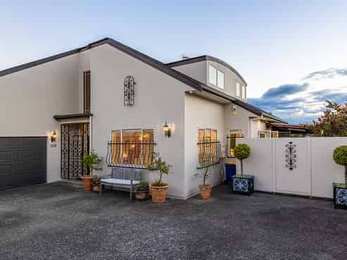 12a Brook Street, Milford