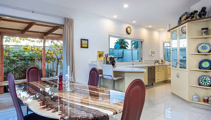 12a Brook Street, Milford