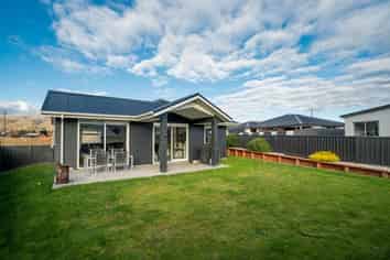 32 Hosking Drive, Cromwell