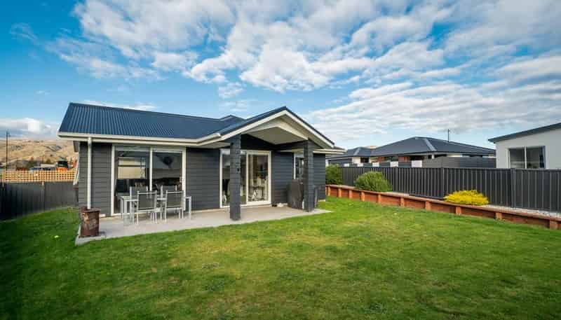 32 Hosking Drive, Cromwell