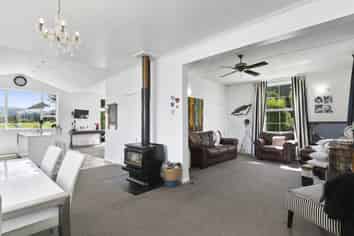 695 Outram-Mosgiel Road, Outram