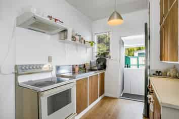 88 Moa Road, Point Chevalier