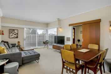 88 Moa Road, Point Chevalier