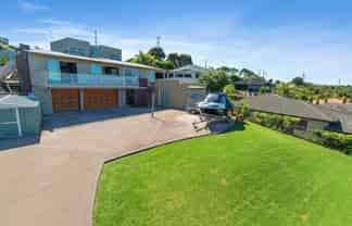 70 Waldorf Crescent, Orewa