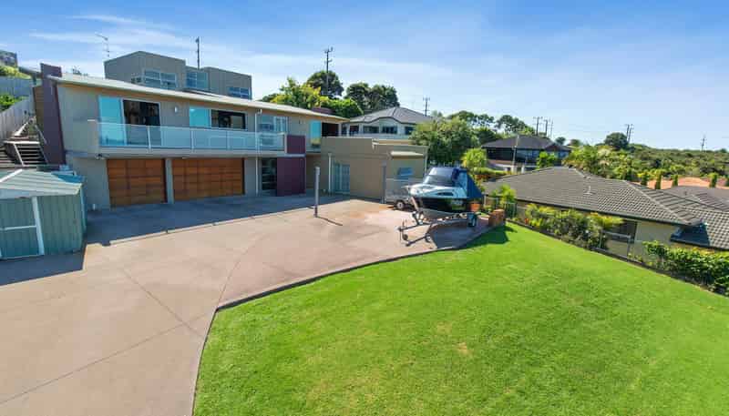 70 Waldorf Crescent, Orewa