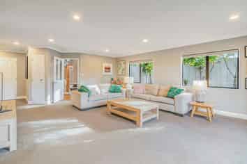 18 Commodore Court, Gulf Harbour