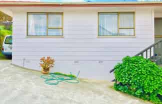 61a Sunset Rd, Unsworth Heights