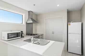 2/9 Cameron Street, Sydenham