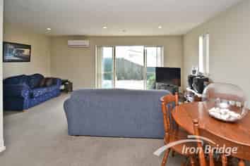 1/59 Olliviers Road, Phillipstown