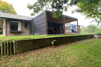 93 Stewart Road, Whakamarama