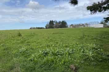 Large yards for lease - from 1,000m2 - 15,000m2