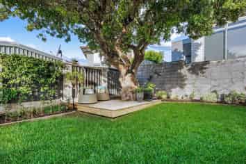 71 Oceanview Road, Mount Maunganui