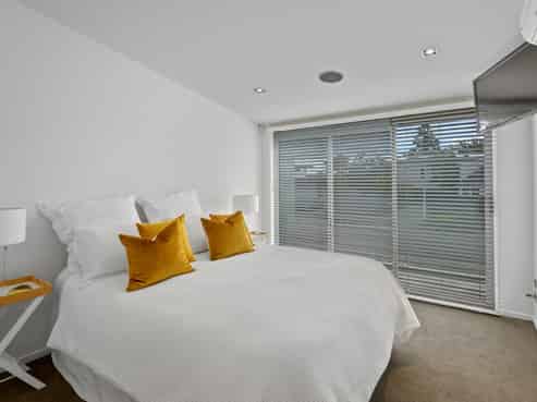 2/415 Papanui Road, Strowan