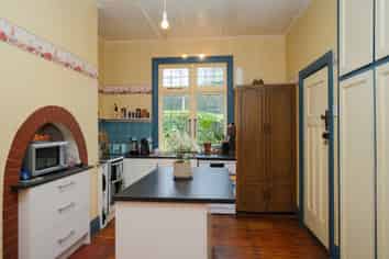 24 Tweed Street, Roslyn