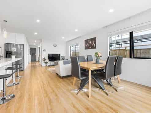 18 Goodfellow Lane, Flat Bush