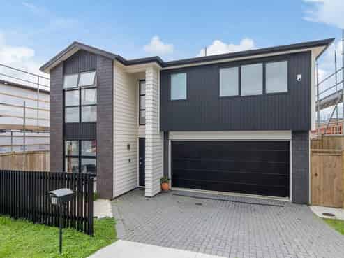 18 Goodfellow Lane, Flat Bush