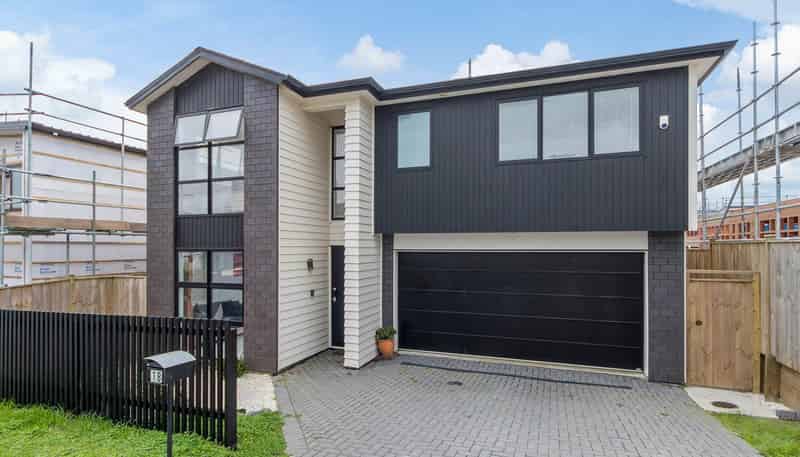 18 Goodfellow Lane, Flat Bush